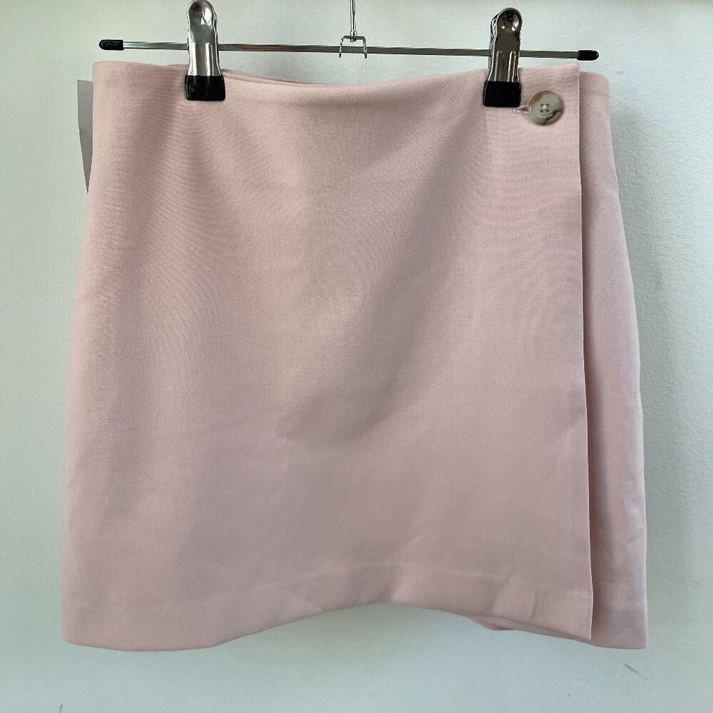 New Aritzia Pink Babaton wrap mini skirt size 2